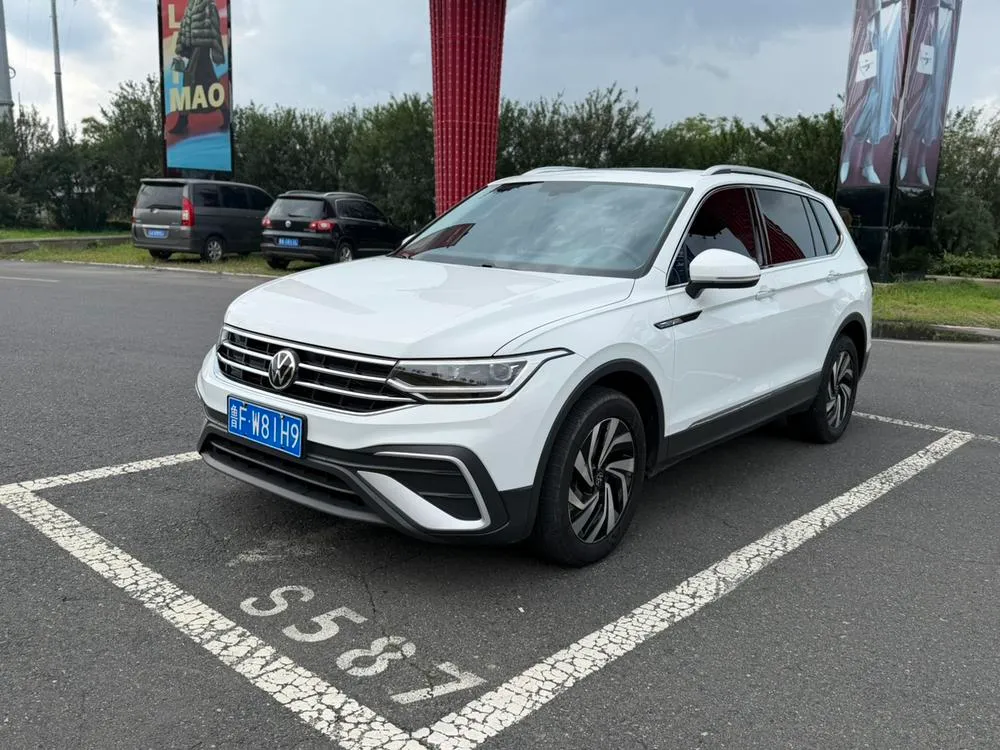 Volkswagen Tiguan L, 2023