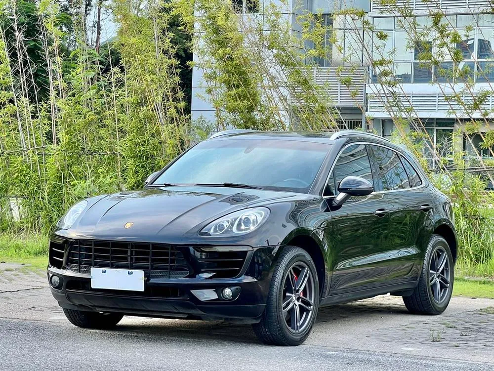Porsche Macan, 2016