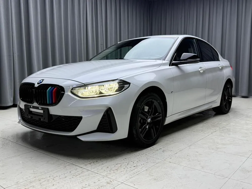 BMW 1-Series, 2021