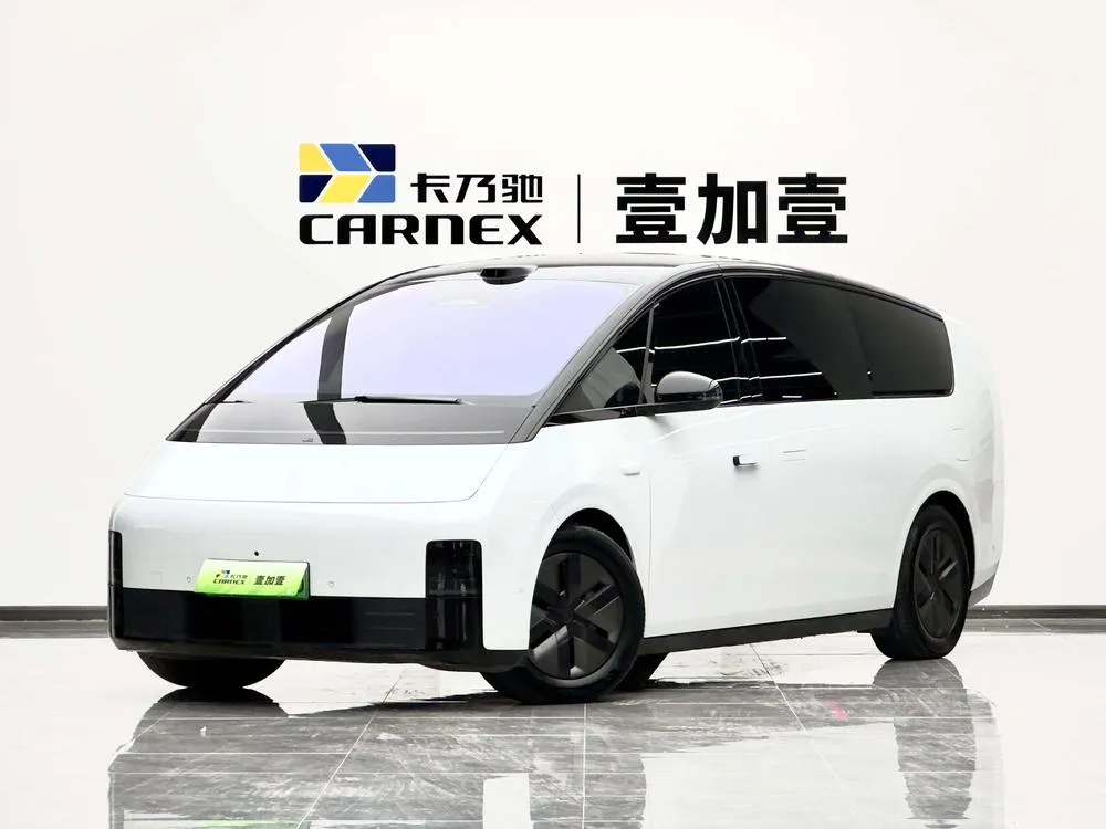 Li Auto MEGA, 2025