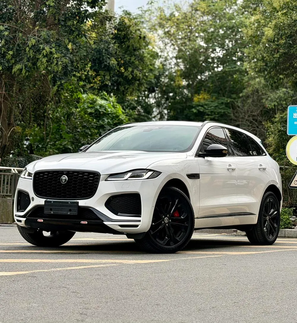 Jaguar F-PACE, 2024