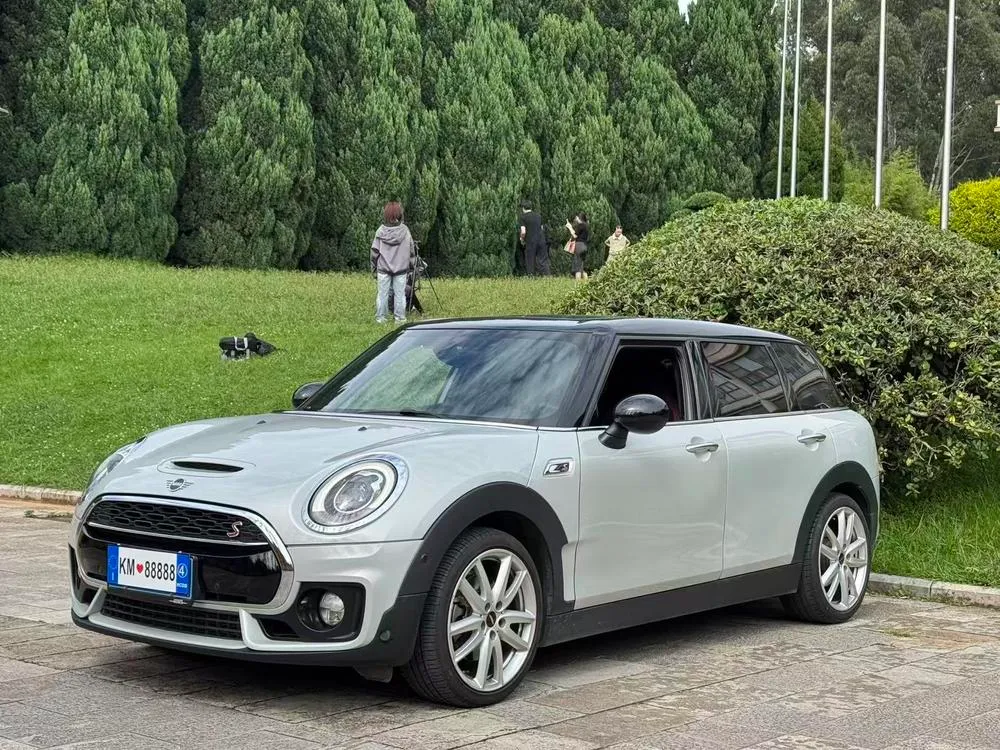 MINI CLUBMAN, 2019