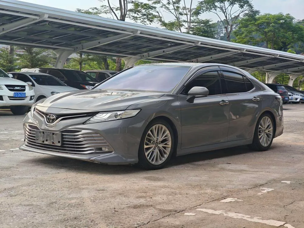 Toyota Camry, 2018