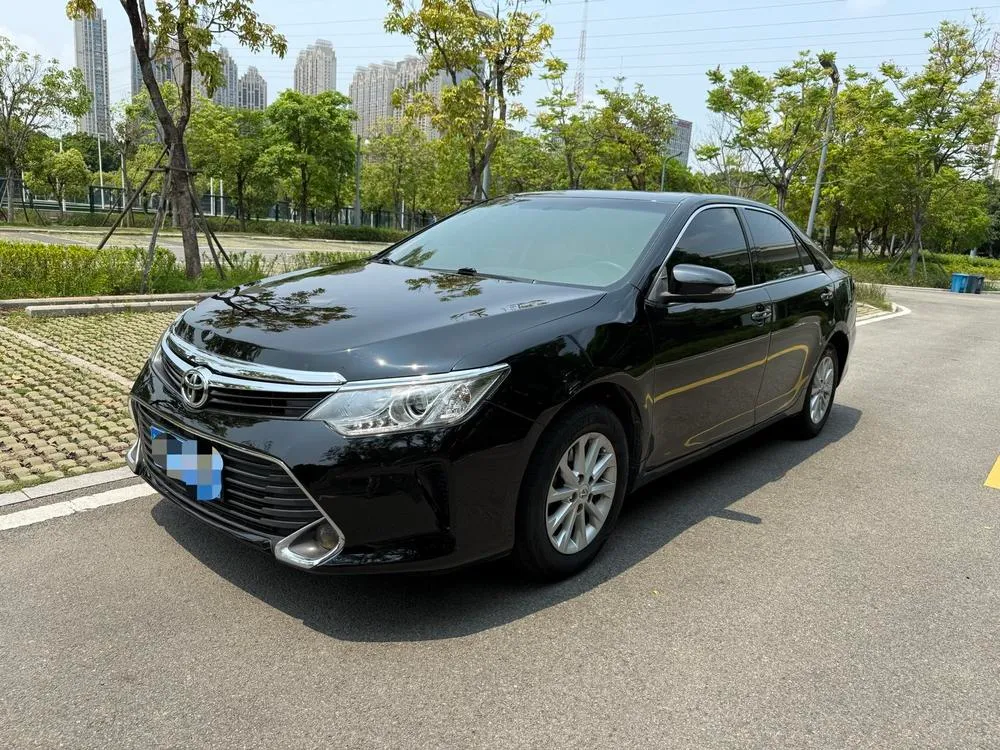 Toyota Camry, 2016