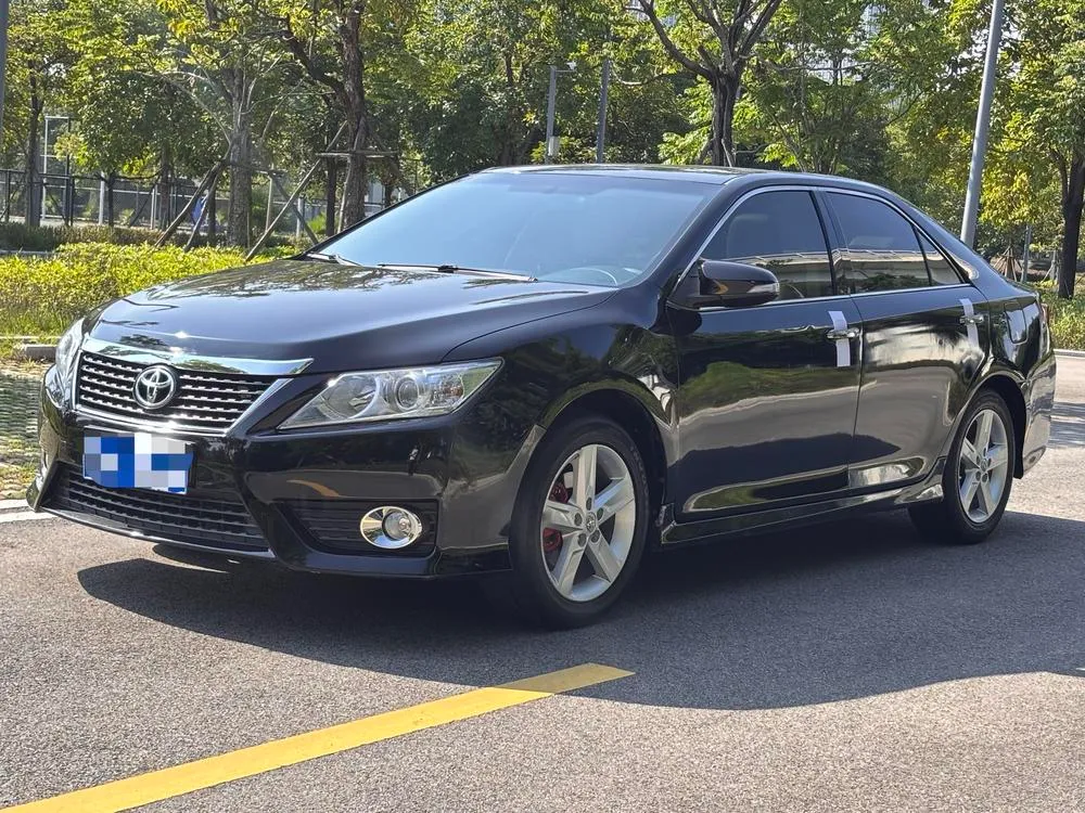 Toyota Camry, 2012