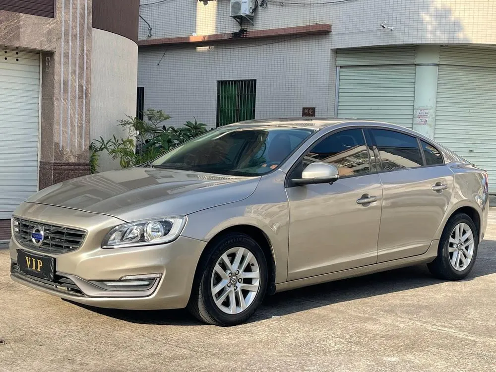 Volvo S60, 2015