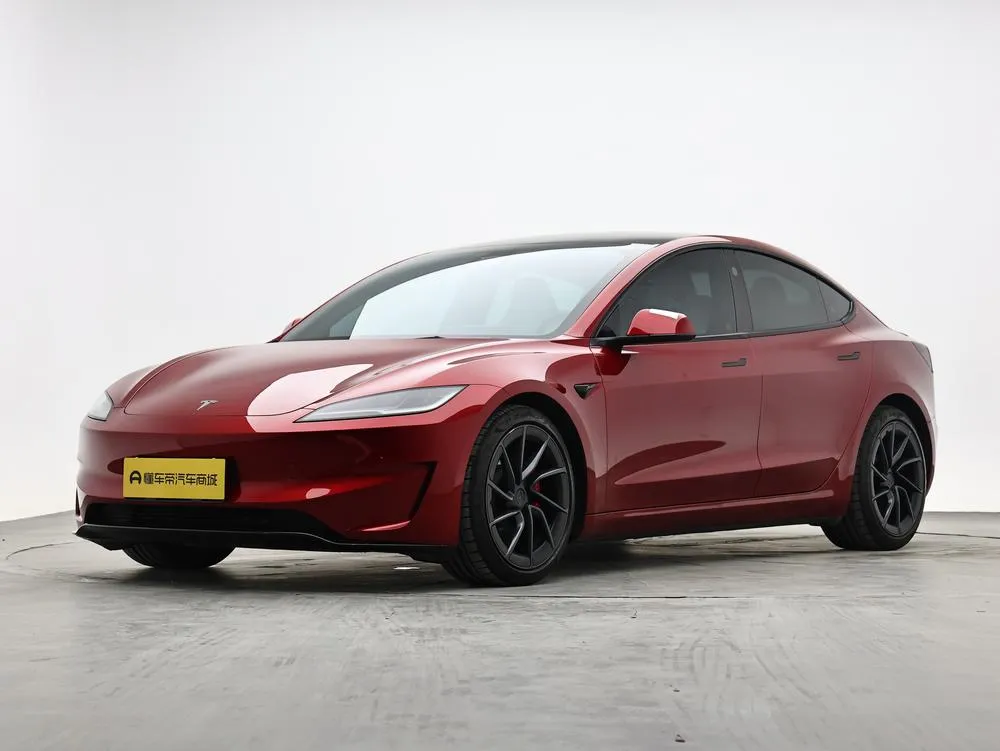 Tesla Model 3 High Performance AWD Edition, 2024 — фото 1
