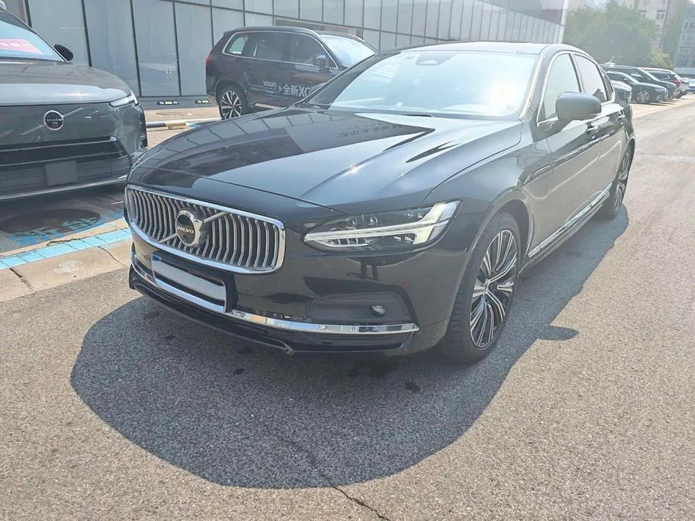 Volvo S90, 2025