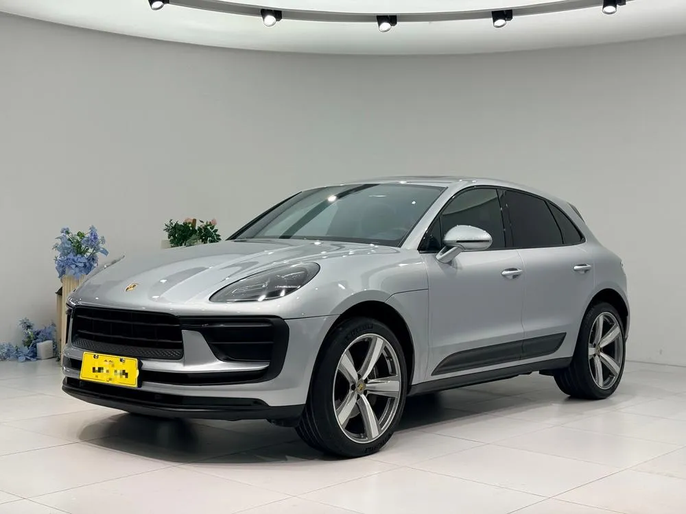 Porsche Macan, 2022