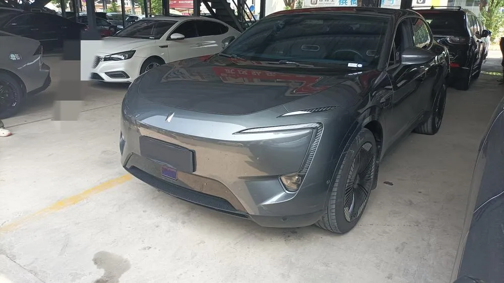 Avatr 11, 2023