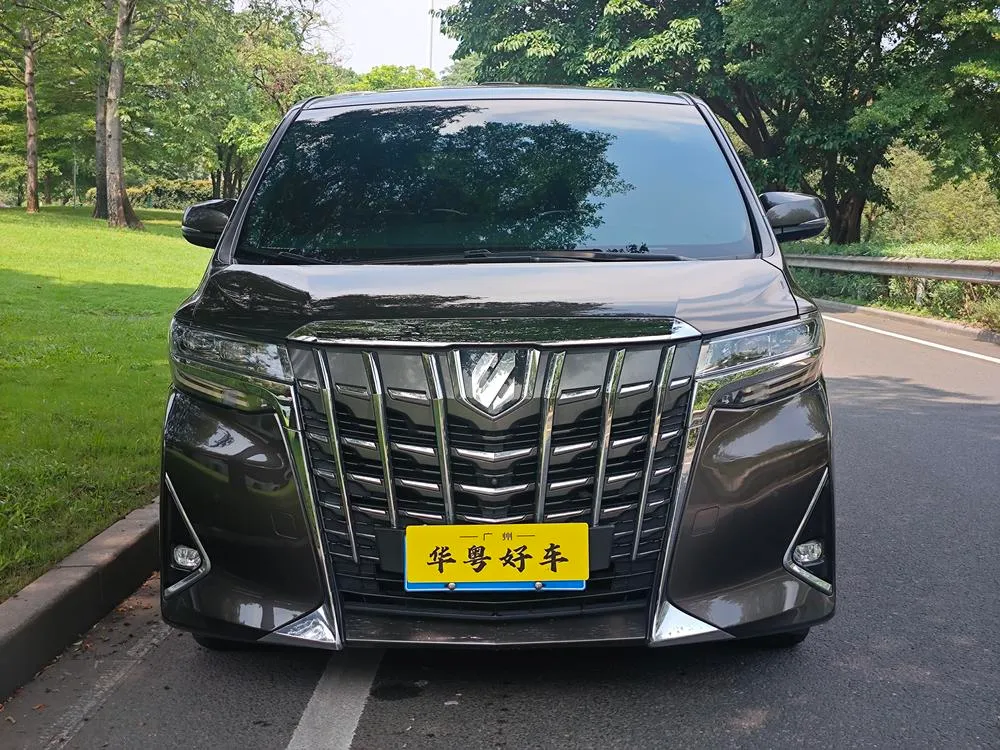 Toyota Alphard Facelift 3.5L Premium Edition, 2018 — фото 1