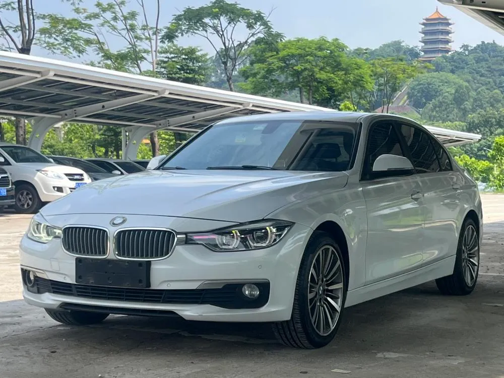 BMW 3-Series, 2019