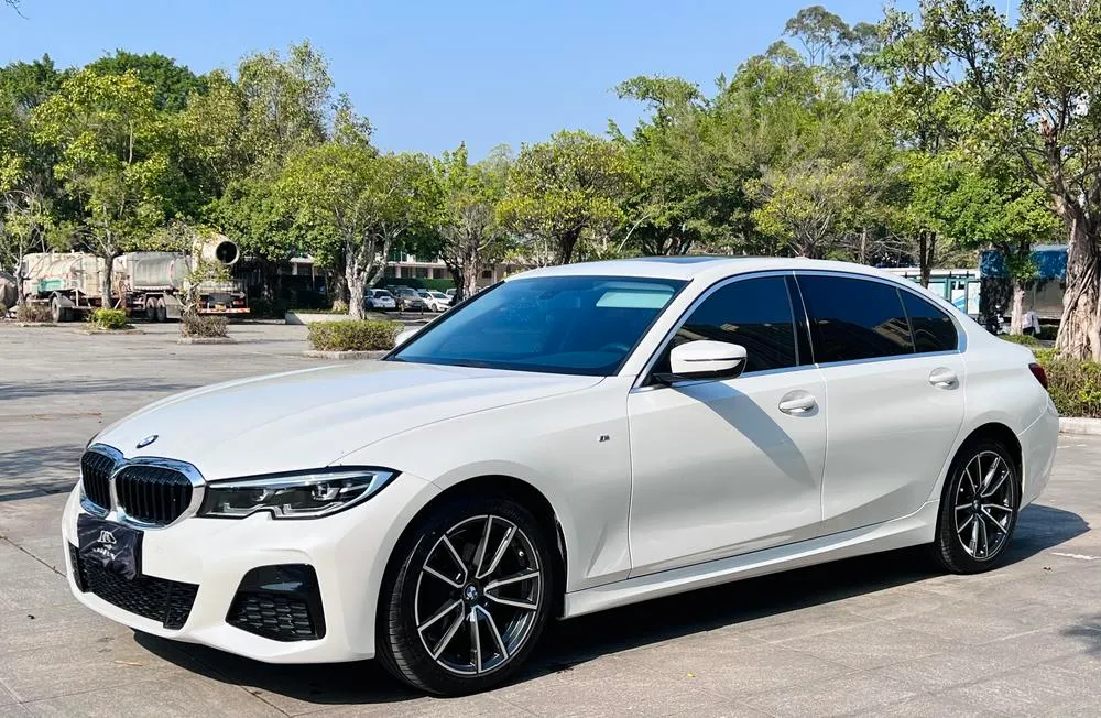 BMW 3-Series, 2020