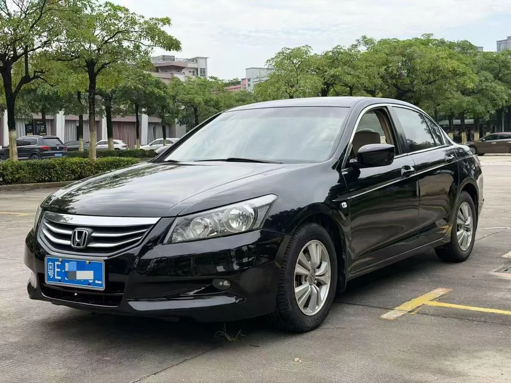 Honda Accord, 2011