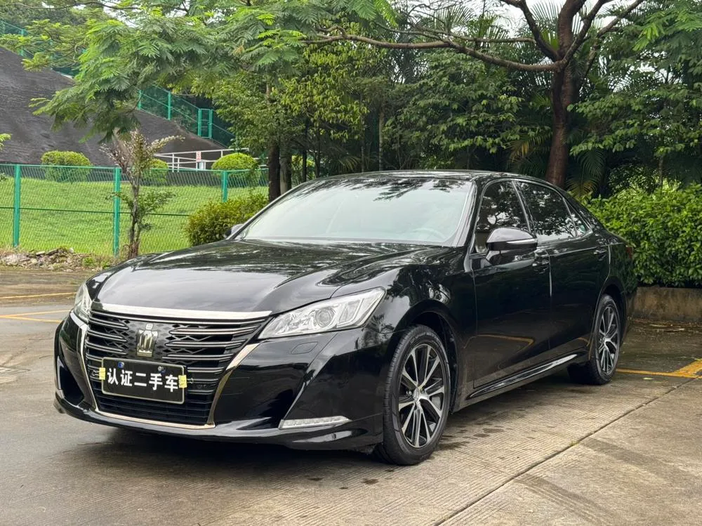 Toyota Crown, 2018