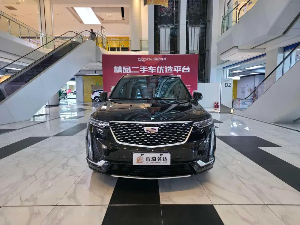 Cadillac XT6 2.0T 120 Limited Edition 6-Seater 4WD Luxury Version, 2022 — фото 1