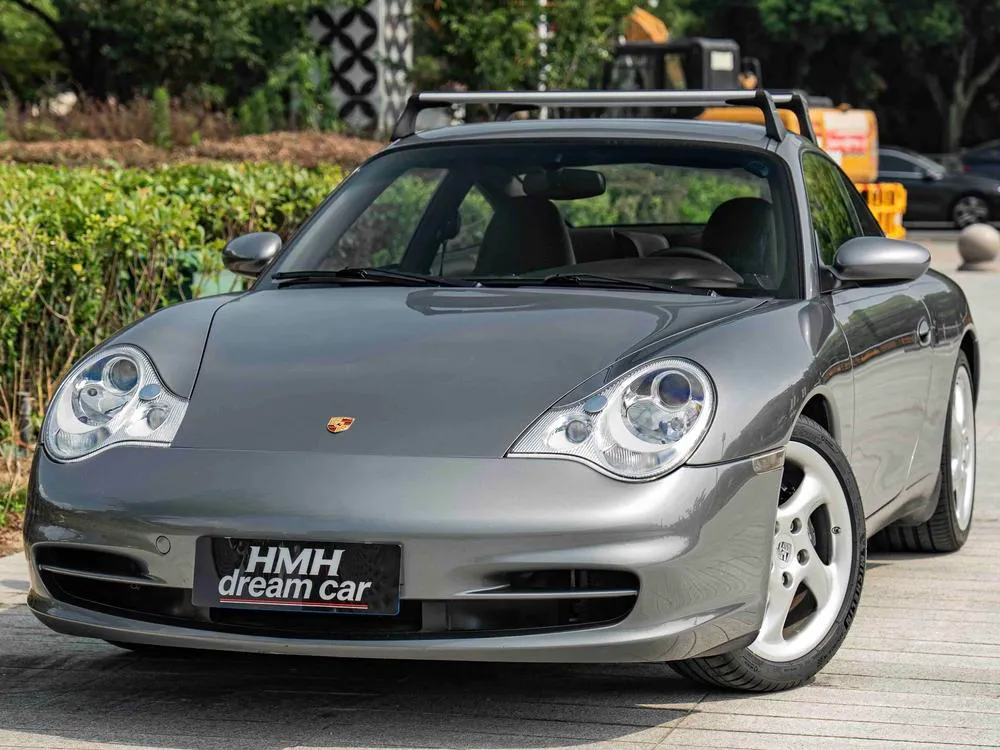 Porsche 911, 2001