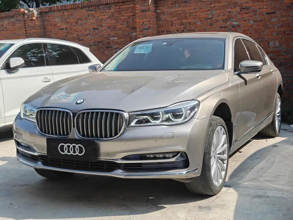 BMW 7-Series, 2016