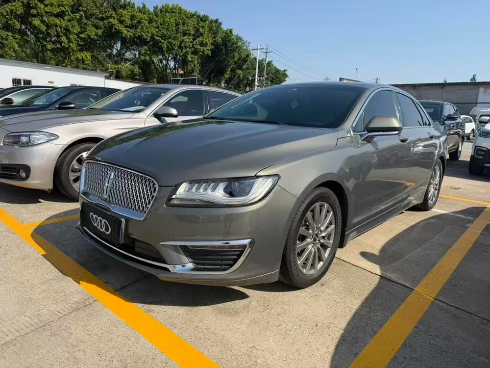 Lincoln MKZ, 2017