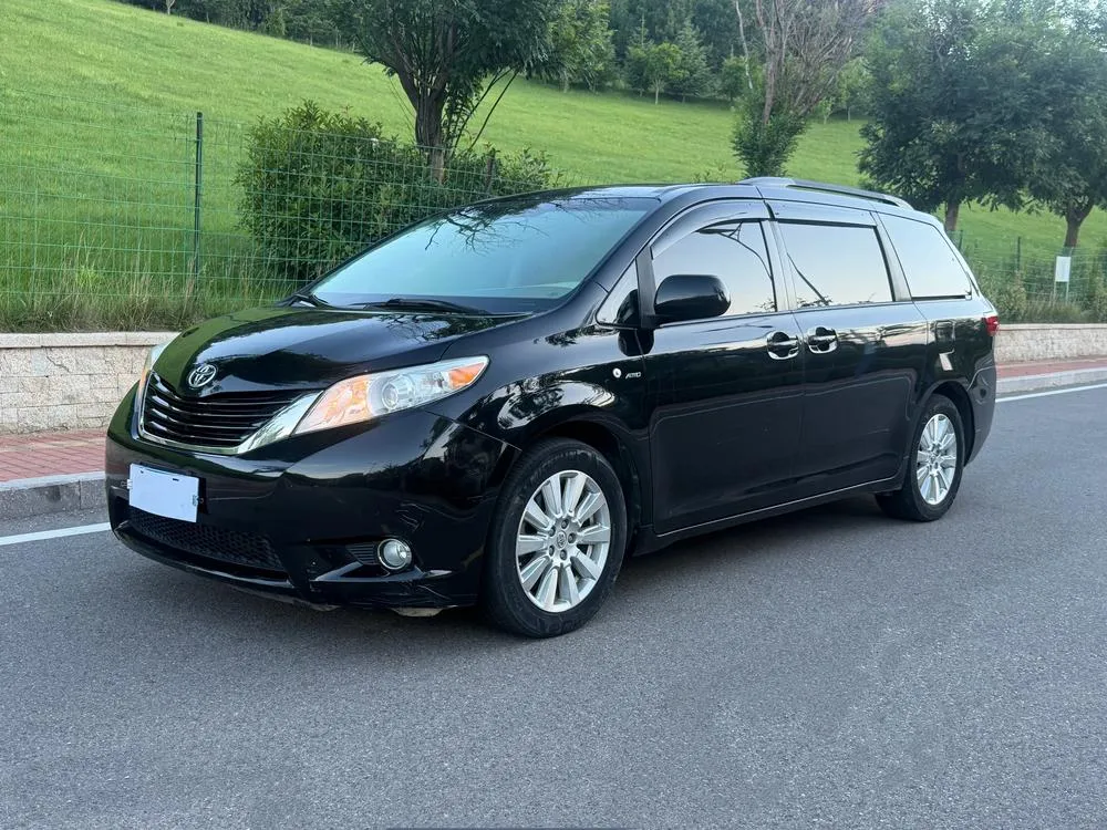 Toyota Sienna, 2017