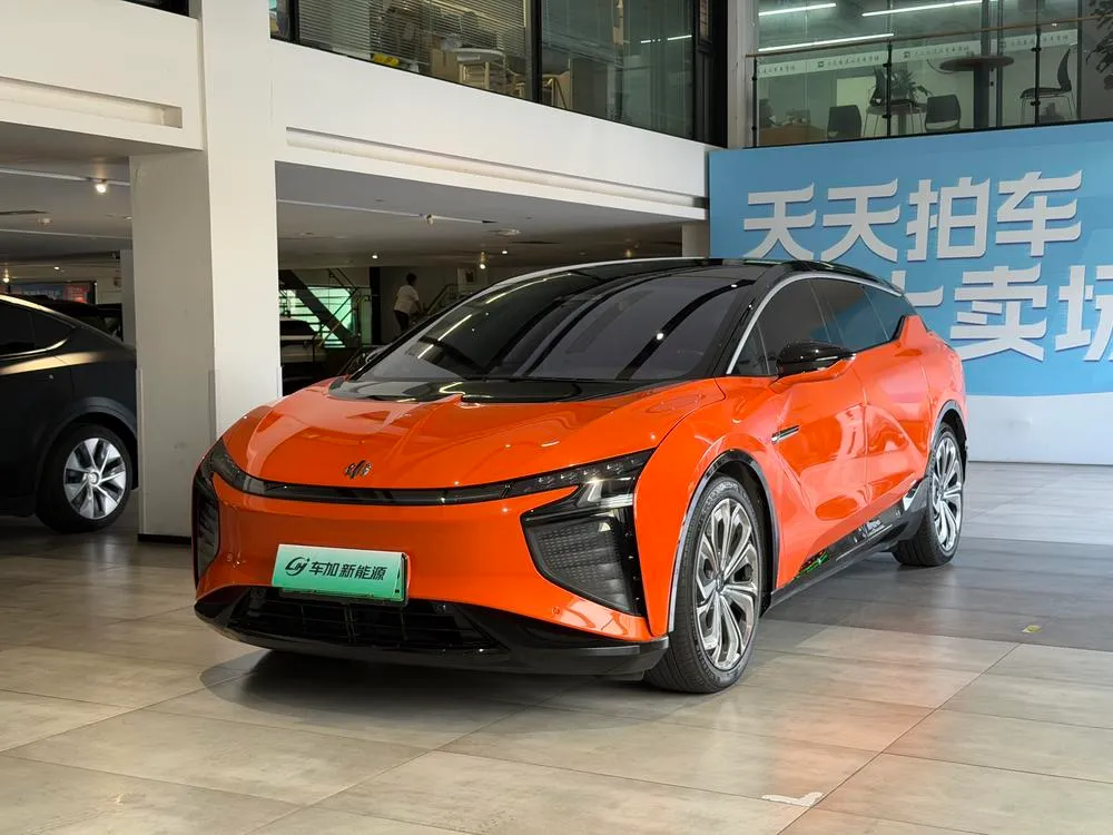 HiPhi X, 2021