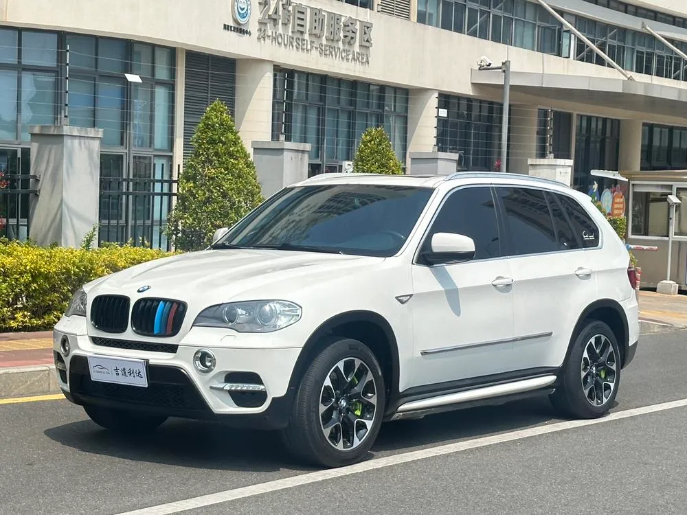 BMW X5 (Import), 2013