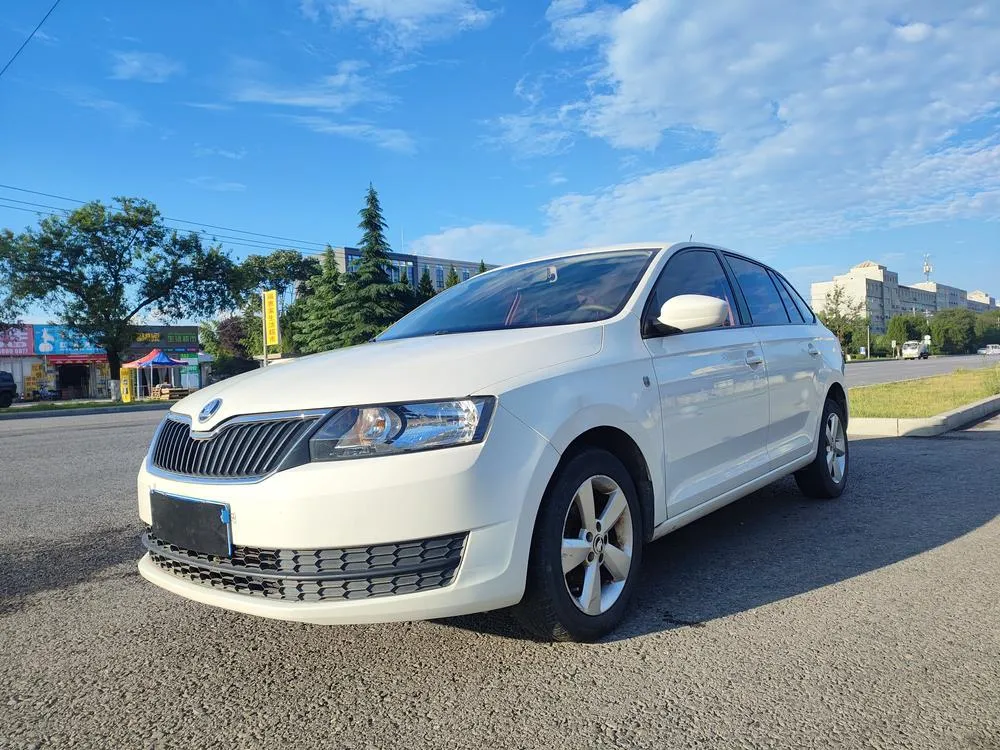 Skoda Rapid Spaceback, 2016