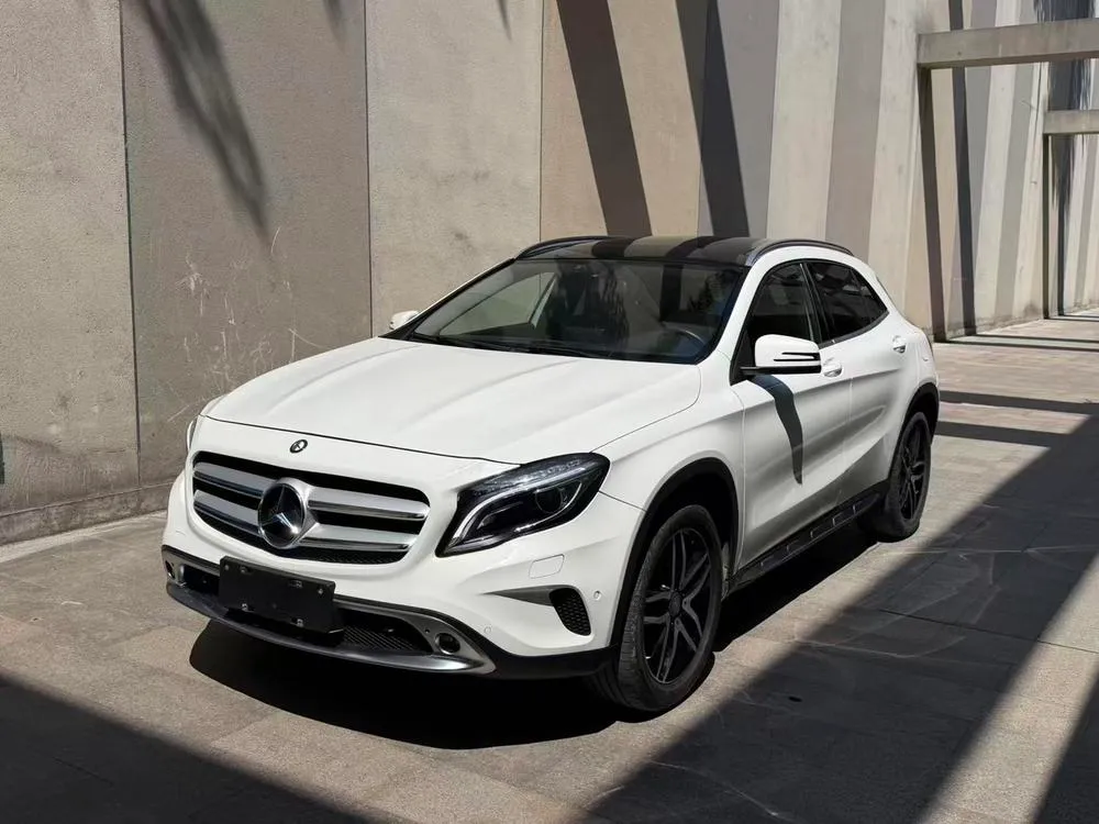 Mercedes-Benz GLA, 2016