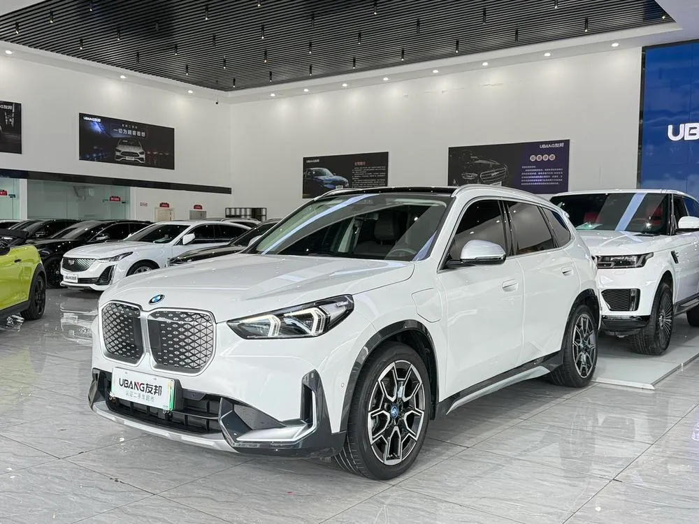 BMW iX1, 2023