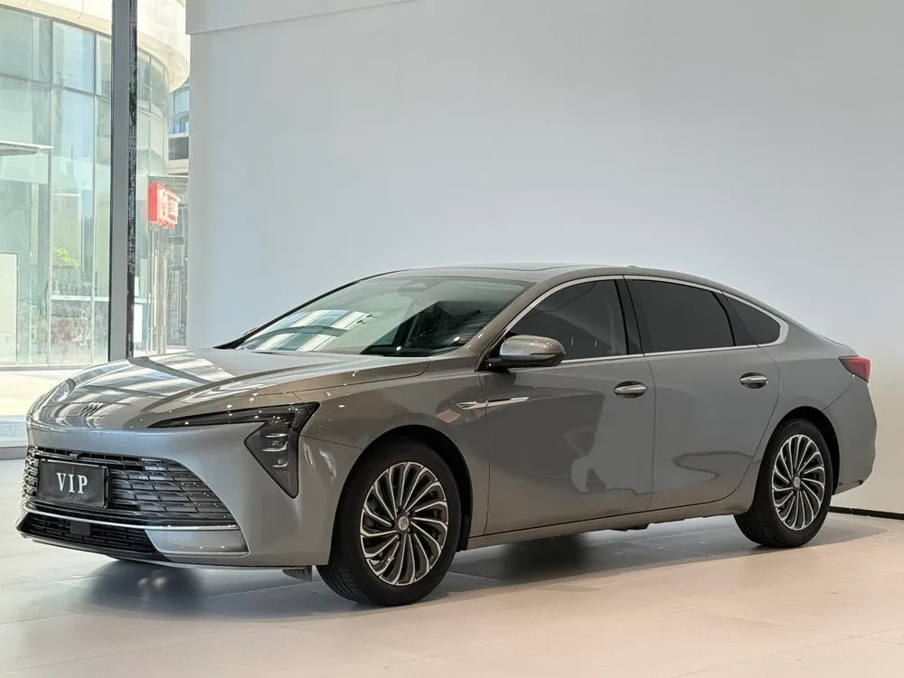 Buick LaCrosse, 2023