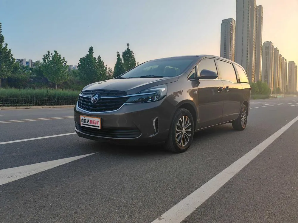 Buick GL8, 2022