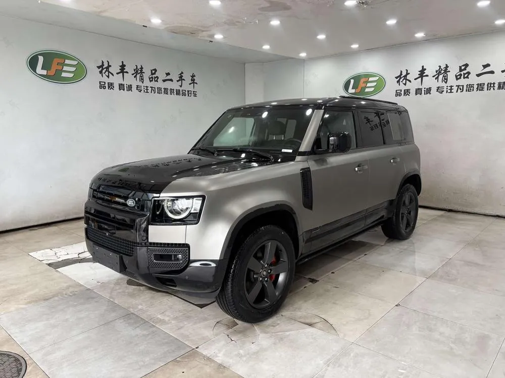 Land Rover Defender, 2025
