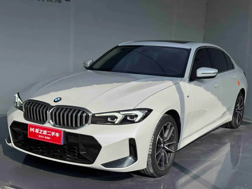 BMW 3-Series, 2023