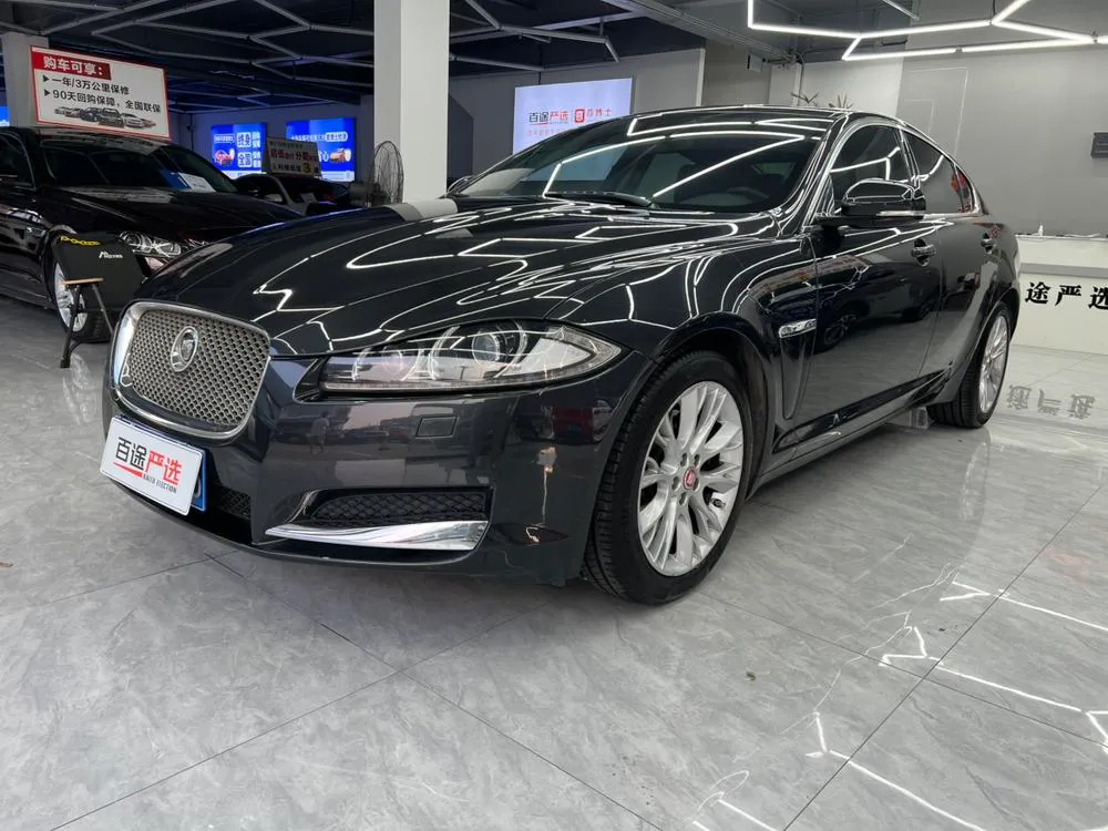 Jaguar XF, 2013
