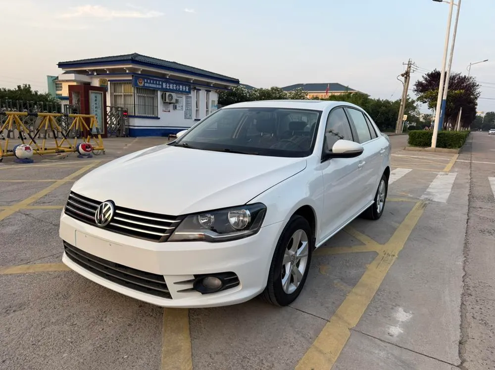 Volkswagen Bora 1.4TSI Auto Comfort Version, 2014 — фото 1