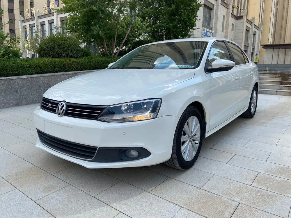 Volkswagen Sagitar 1.4TSI Auto Luxury Version, 2014 — фото 1