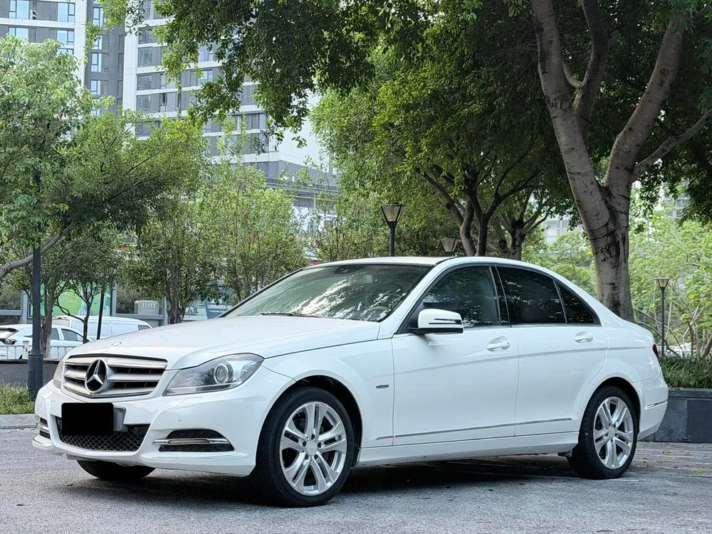 Mercedes-Benz C-Class C 200 CGI Version, 2011 — фото 1
