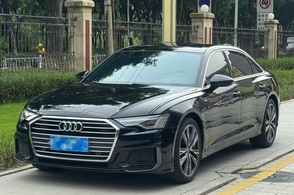Audi A6L, 2021
