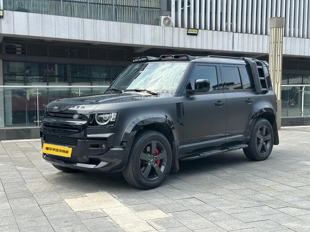 Land Rover Defender 110 3.0T P400 X, 2024 — фото 1