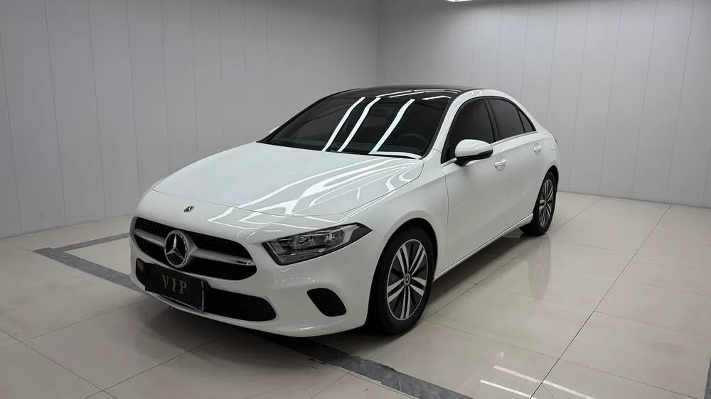 Mercedes-Benz A-Class A 180 L Sport, 2022 — фото 1