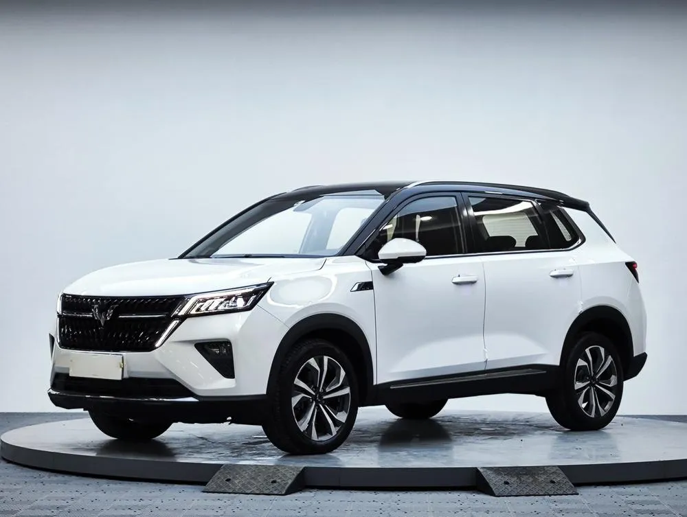 Wuling Asta 1.5T Auto Edition, 2021 — фото 1