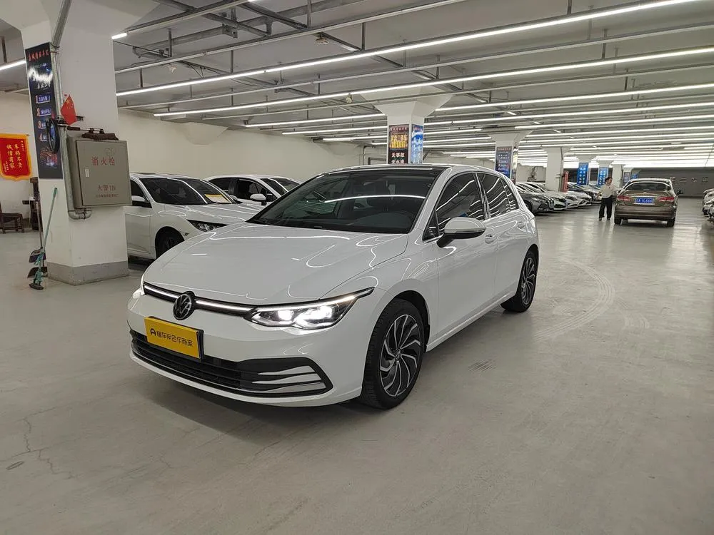Volkswagen Golf, 2021