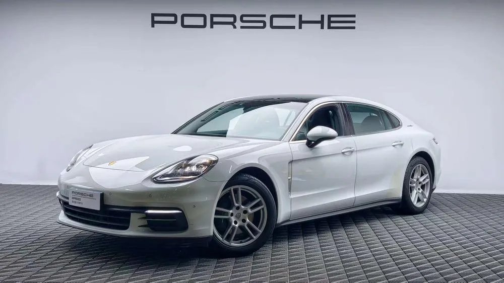 Porsche Panamera, 2017