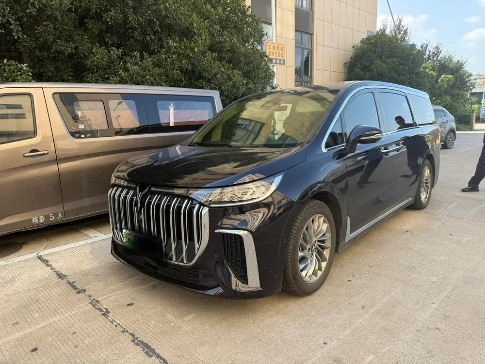 Voyah Dreamer PHEV, 2024