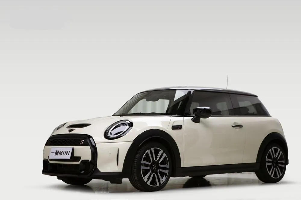 MINI MINI, 2022