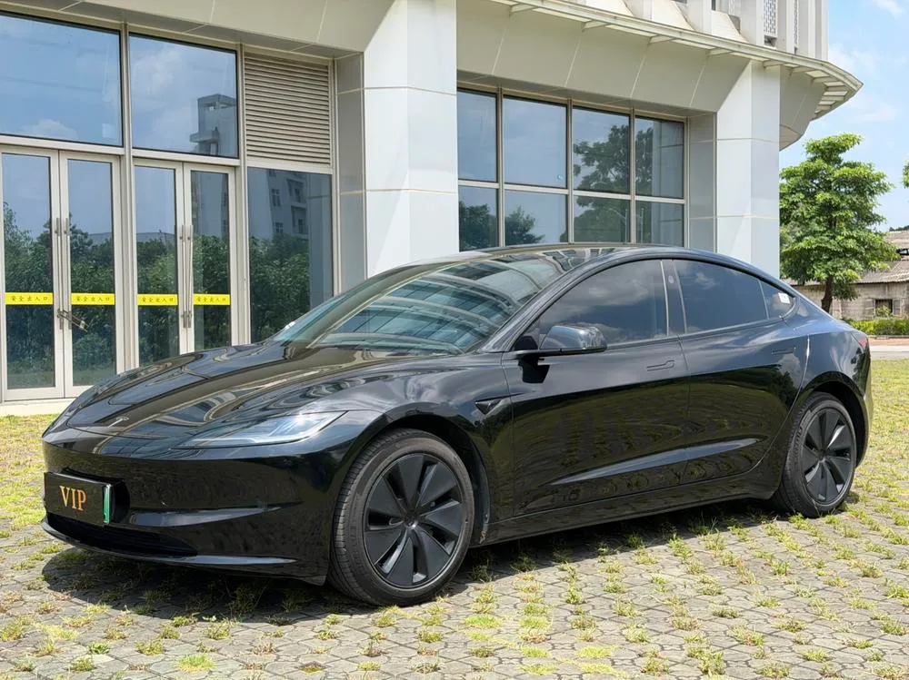 Tesla Model 3, 2023