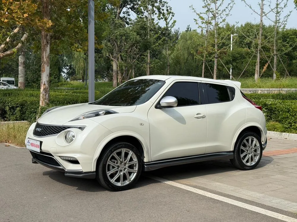 Infiniti ESQ, 2014