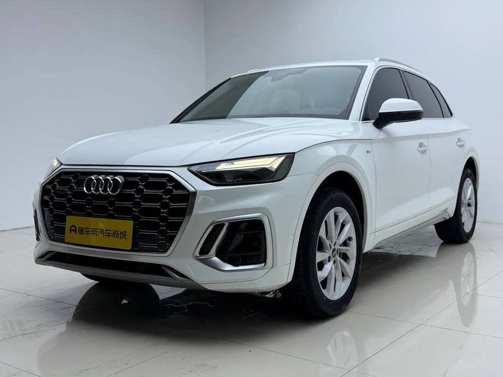 Audi Q5L 40T Luxury Version, 2022 — фото 1
