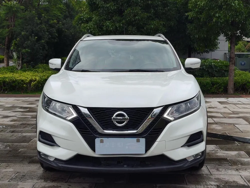 Nissan Qashqai 2.0L CVT Elite Edition CN6, 2017 — фото 1