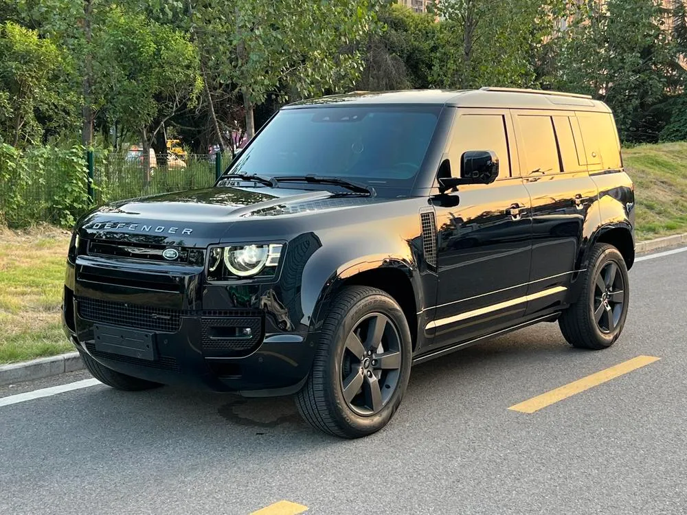 Land Rover Defender, 2023